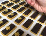 Foto langkah ke 7 dari resep Chocholate Stick Cookies.