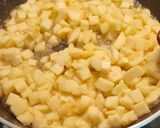Une image de l'étape 2 de Chaussons aux pommes.