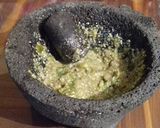 Foto del paso 3 de la receta: Salsa de chinicuil (gusano rojo de maguey)