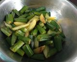 মসলা ভিন্ডি কারি (masala bhindi curry recipe in Bengali) রেসিপি ধাপ - 1 ছবি