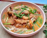 Hình bước làm 1 của món Cơm nhà với món cá hồng kho ngon lạ