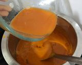 A picture of step 2 of Prawn curry.