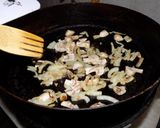 Foto del paso 6 de la receta: Fideos largos al disco