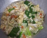 Foto langkah ke 3 dari resep Mie Nyemek Bumbu Iris.