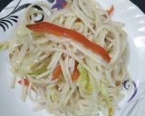 A picture of step 12 of Veg Hakka Noodles.