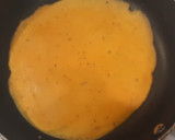 Foto del paso 4 de la receta: Crepes de gazpacho rellenas de jamón Serrano