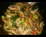 Foto langkah ke 5 dari resep Oseng Cumi Cabe Ijo ❤.