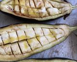 Foto del paso 1 de la receta: Berenjena rellenas muy fácil y rápido