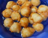 A picture of step 3 of Dahi Vada.