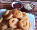 Foto del paso 5 de la receta: Papitas con forma de caritas