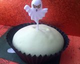 A picture of step 7 of Vickys Halloween Cake Picks/Toppers, Decorating Ideas.