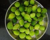 A picture of step 1 of Spiny Gourd Sabji.