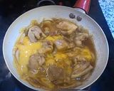 รูปขั้นตอนการทำที่ 8 ของ Oyakodon โอยาโกะด้ง ข้าวหน้าไก่และไข่