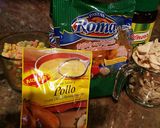 Foto del paso 2 de la receta: Sopa de pollo con tallarines y crema de pollo Maggi