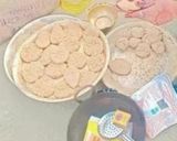 A picture of step 1 of Thekua Or Khajuria.