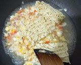 Foto langkah ke 3 dari resep Seblak Mie Instan.