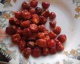 A picture of step 1 of Dum Chicken.