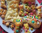 Foto del passaggio 6 della ricetta Nuovo dolce Calza della Befana 🧙 di pasta sfoglia 👩‍🍳👩‍🍳🧙🧙🇮🇹🌍🏡💙