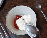 Foto del paso 4 de la receta: Barritas crujientes de gallo con papas fritas y salsa rosa