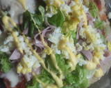 Foto del paso 2 de la receta: Pizza a la sartén con cubierta de lechuga jamón y huevo🍕🍕🍳