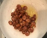 Foto del paso 1 de la receta: Pasta con longaniza y champiñones