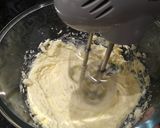 A picture of step 2 of Blueberry cheese cake.