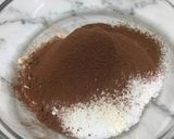 Foto langkah ke 1 dari resep Chocolate Muffin with Oreo - no mixer.
