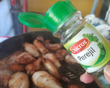 Foto del paso 8 de la receta: Pollo al ajillo