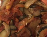 Foto del paso 2 de la receta: Salmón con verduras y quinua