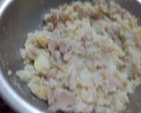 A picture of step 2 of Aloo kulcha.