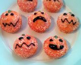 A picture of step 7 of Vickys Halloween Cake Decorating Ideas.