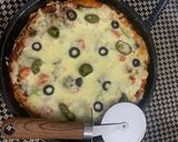 A picture of step 10 of Hot and spicy Beef cheesy pizza.