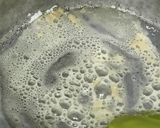 A picture of step 4 of Almonds Soup.