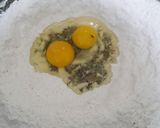 Foto del paso 2 de la receta: Fideos caseros súper fácil y rápidos! De acelga