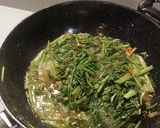 Foto langkah ke 5 dari resep Tumis Kangkung Balacan.