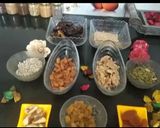 A picture of step 1 of Dry fruits roll for new year treat.