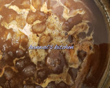 A picture of step 3 of Tamarind dates chutney.