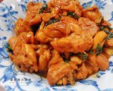 A picture of step 5 of Three Cup Chicken Thighs.