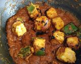 A picture of step 8 of Paneer Tikka Masala.