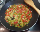 Foto del paso 3 de la receta: Empanada de Atún