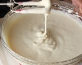 A picture of step 1 of Sponge Cake.