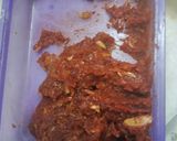 A picture of step 1 of Kathiyawadi lasaniya bateta.