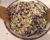 Foto del paso 4 de la receta: Mix de repollos con maní