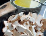 Gombás, fokhagymás🧄brokkolis 🥦tészta tejszínnel recept fázis 1 fotója