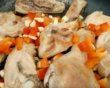 Foto del paso 3 de la receta: Arroz integral con pollo y conejo