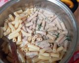 Foto del paso 2 de la receta: Pasta con crema de panitas de ave