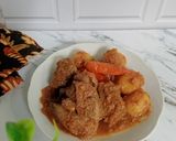 Foto langkah ke 4 dari resep Semur Kentang Hati Ampela Ayam.