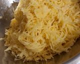 Une image de l'étape 4 de Gâteau de pommes de terre aux oignons.
