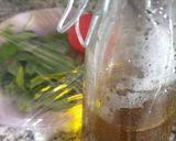 Foto del paso 3 de la receta Aceite de albahaca casero