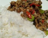 Foto langkah ke 4 dari resep Suwir pedas ikan pindang pete.